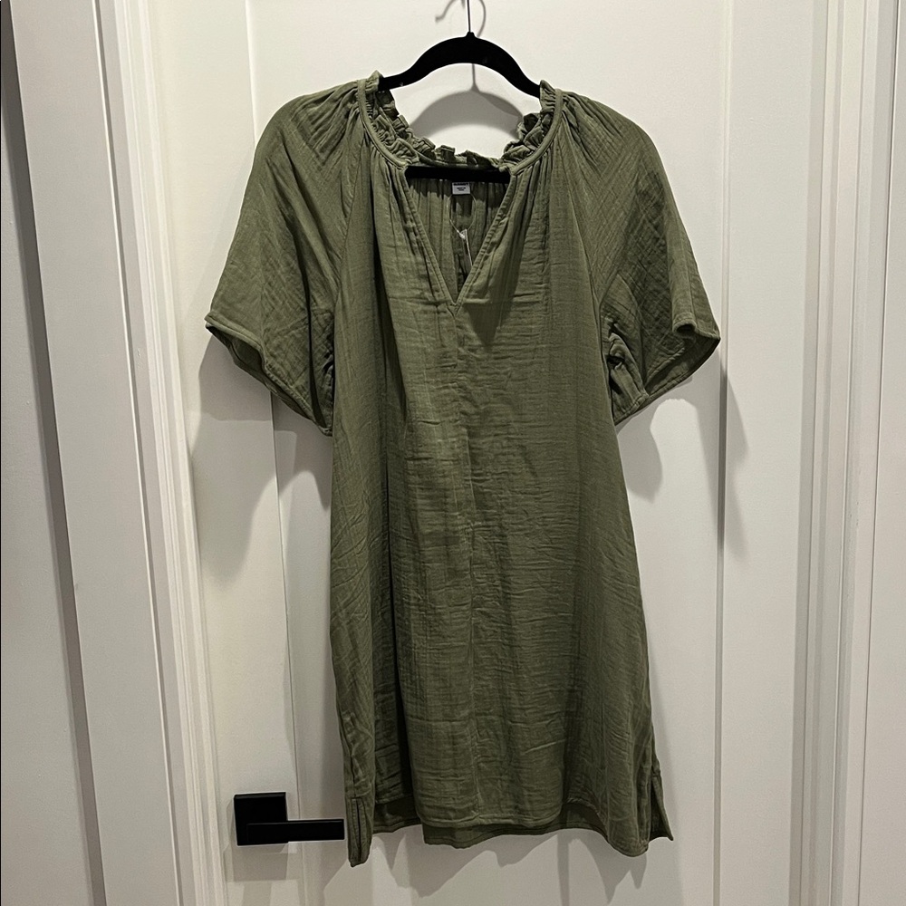 Old Navy Sage Green Tunic Dress with Pockets